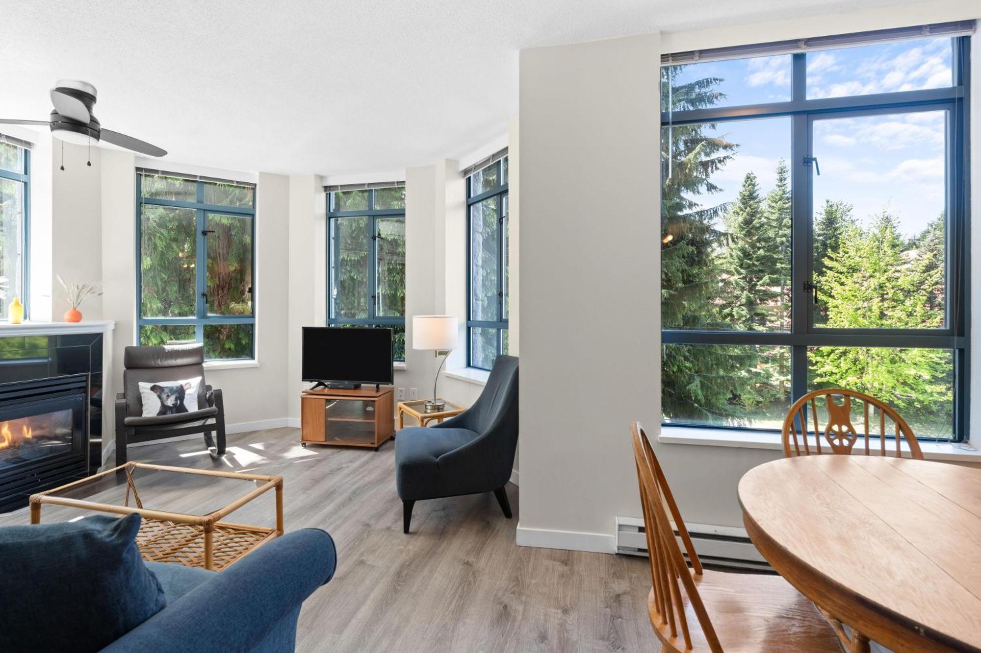 Alpenglow Lodge Bear Wonder One Bedroom By Mva Whistler Esterno foto