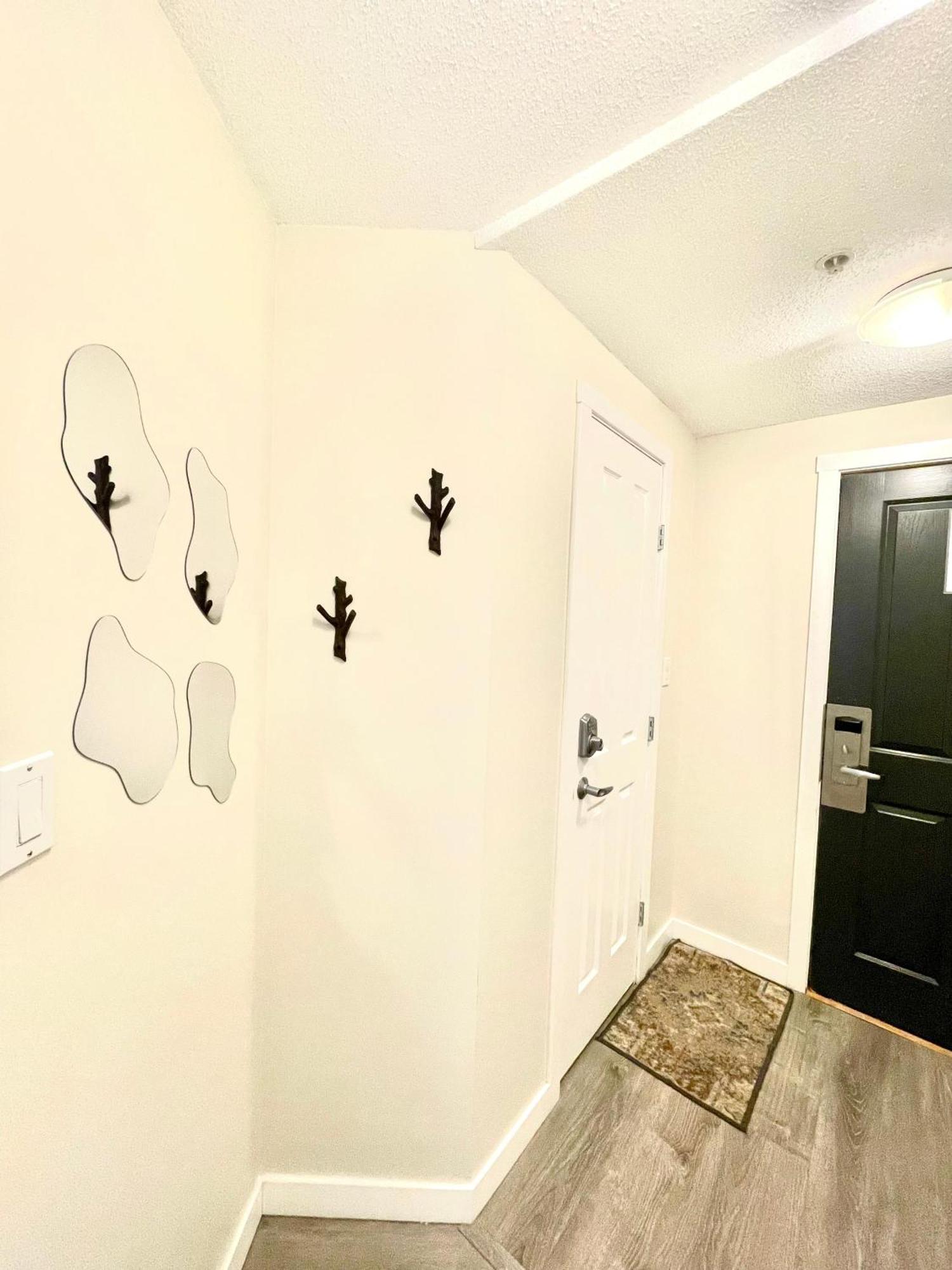 Alpenglow Lodge Bear Wonder One Bedroom By Mva Whistler Esterno foto